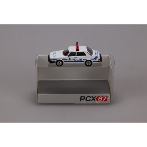 Saab 900 4-door 1981 - white "POLIS"